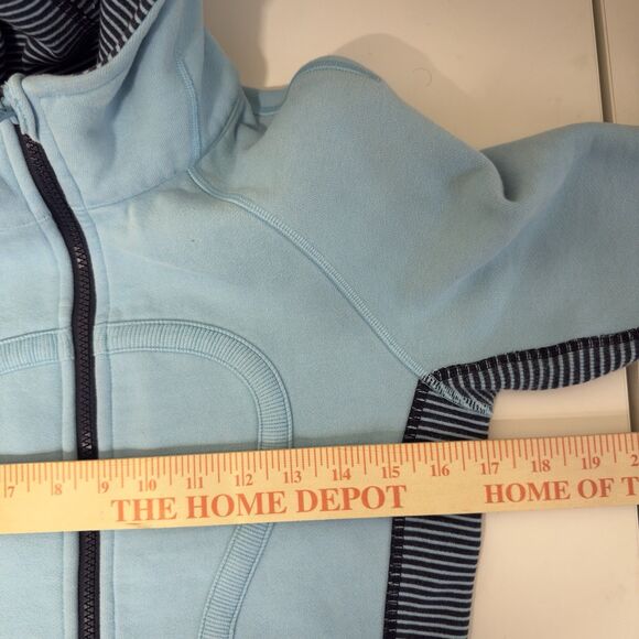 Lululemon Scuba Hoodie Striped Trim Shhh I’m Meditating Full Zip Up Women 6 GUC - Picture 7 of 12
